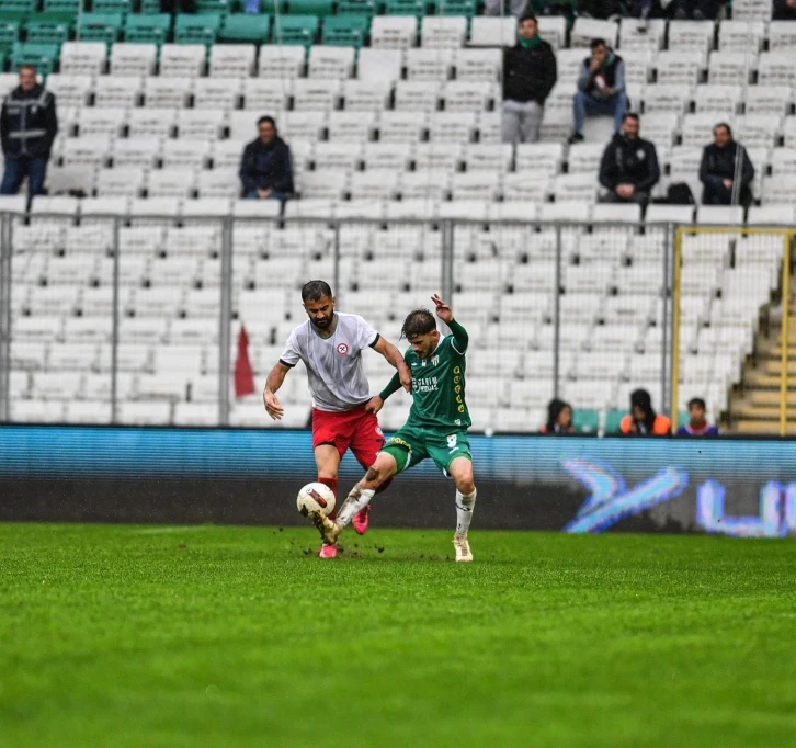 TFF 2. Lig: Bursaspor: 3 - Zonguldak Kömürspor: 3
