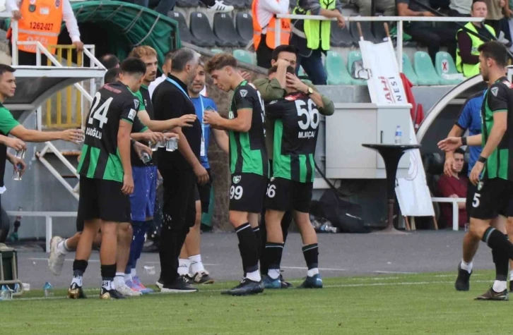 TFF 2. Lig: Denizlispor: 2 - İnegölspor: 0
