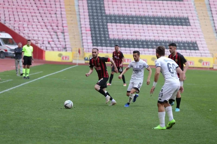 TFF 2. Lig: Eskişehirspor: 2 - Nazilli Belediyespor: 5
