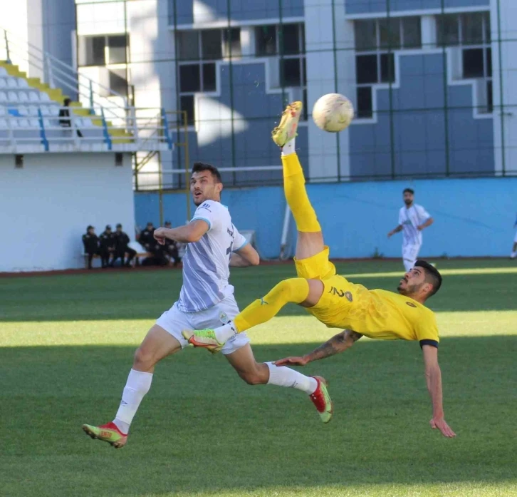 TFF 2. Lig: Pazarspor: 0 - Bucaspor 1928: 1
