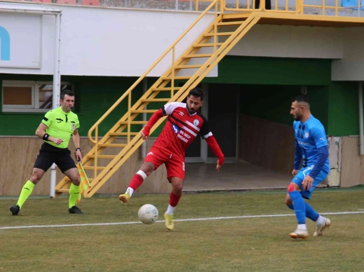 TFF 2. Lig: Sivas Belediyespor: 1 - Arnavutköy Belediye: 3
