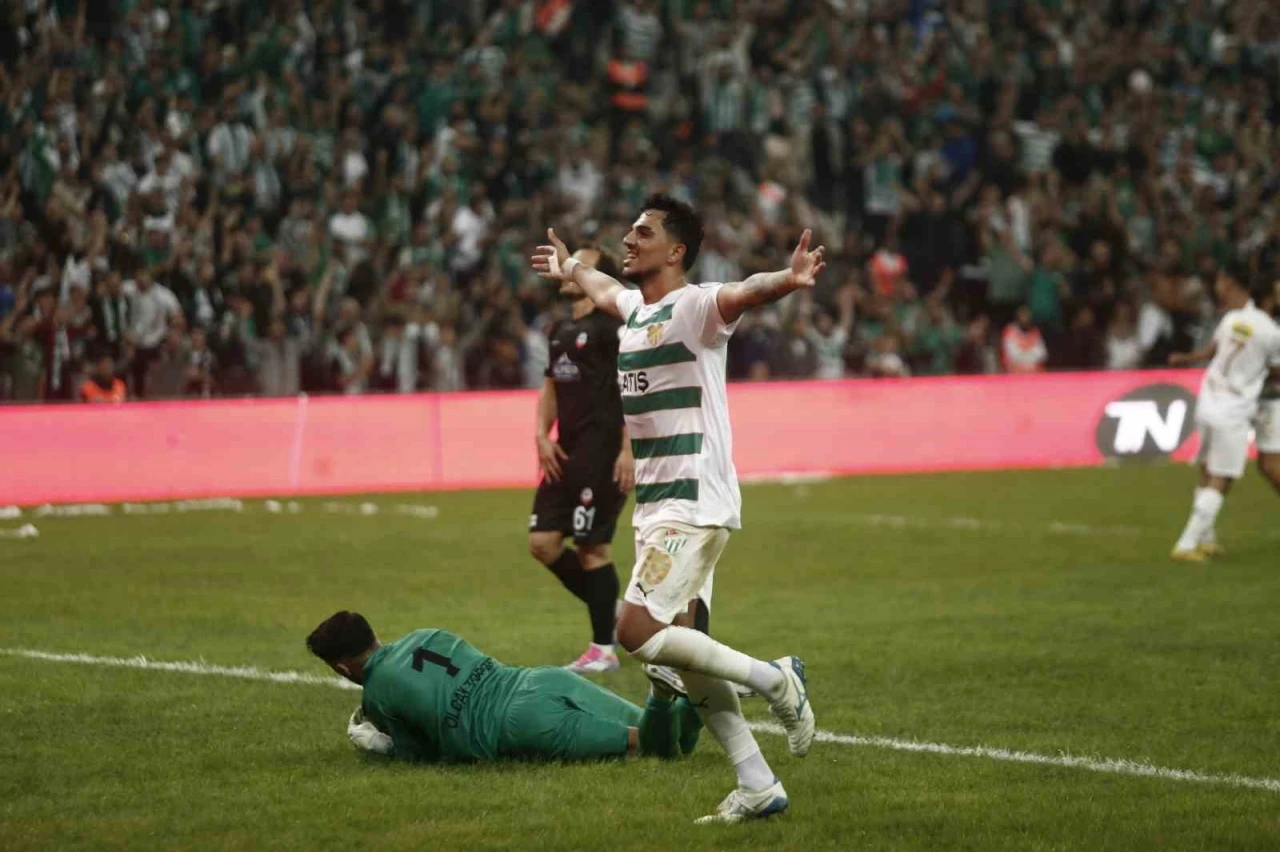 TFF 3. Lig: Bursaspor: 3 - Kahramanmaraşspor : 0
