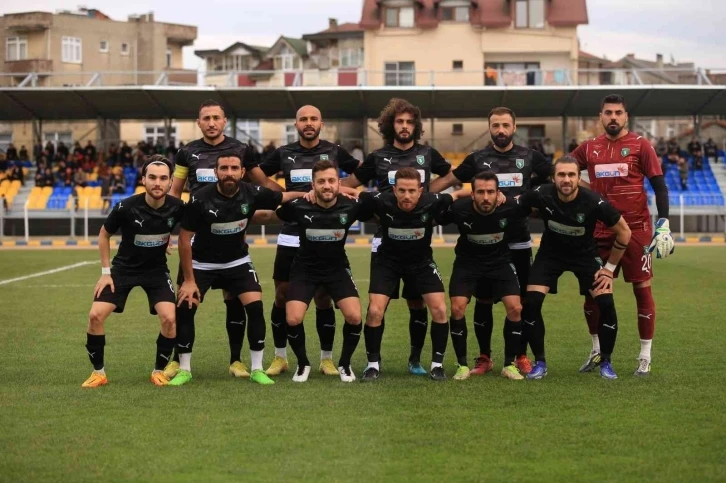 TFF 3. Lig: Fatsa Belediyespor: 1 - Efeler 09 SFK: 1
