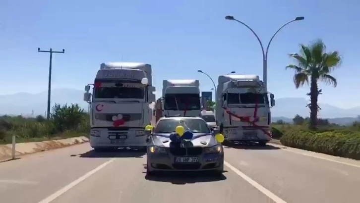 Tırcı kuzenlerden sünnet çocuğuna görkemli konvoy
