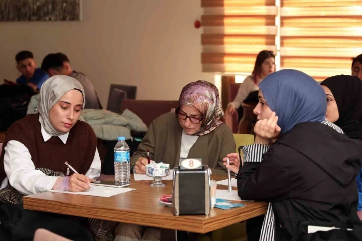 TOGÜ’de 5 farklı dilin konuşulduğu ‘Dil Cafe ‘ açıldı
