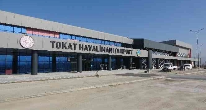 Tokat Havalimanı 12 bin yolcuya hizmet verdi
