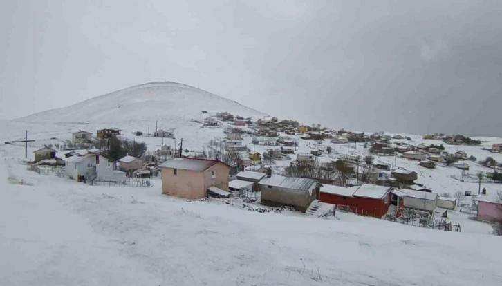 Tokat’ta kar yağışı etkili oldu
