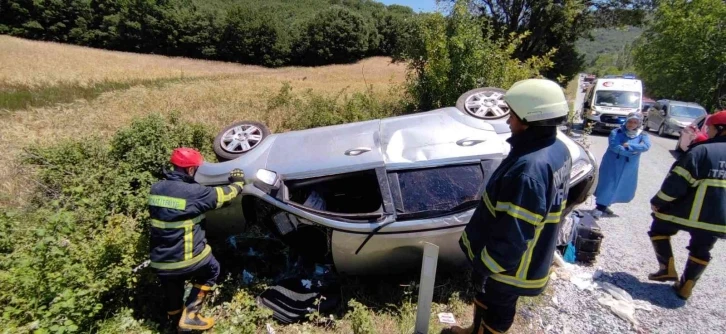 Tokat’ta otomobil şarampole devrildi: 5 yaralı
