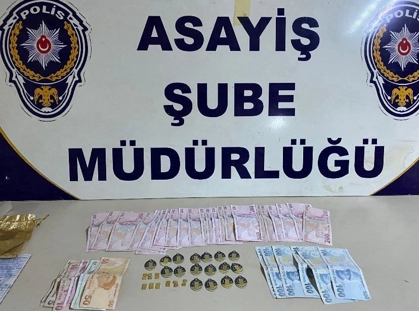 Tokat’ta sahte altın dolandırıcısı suçüstü yakalandı
