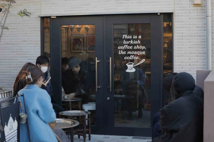 Tokyo’daki "Cami Kahvecisi", Japonları Türk kahvesinin eşsiz lezzetiyle buluşturuyor
