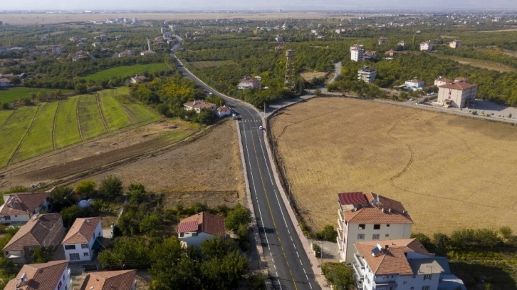 Topsöğüt Malatya Caddesi’ne yeni asfalt
