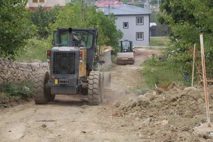 Toroslar Belediyesinden yayla yollarına bakım
