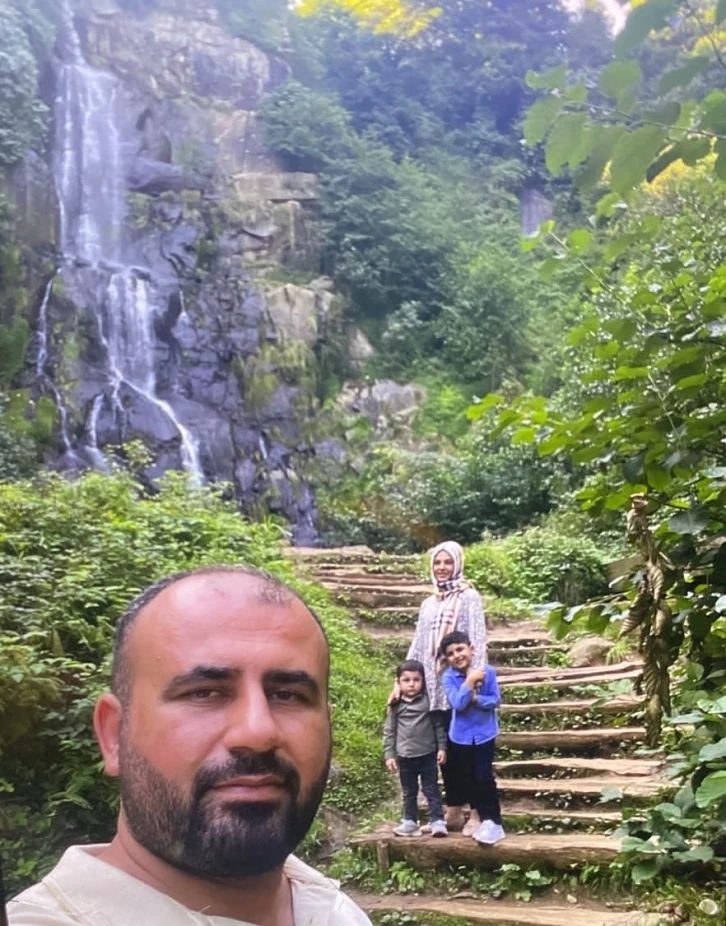 Trabzon’da trafik kazasında hayatlarını kaybeden 4 kişilik aileden son selfi
