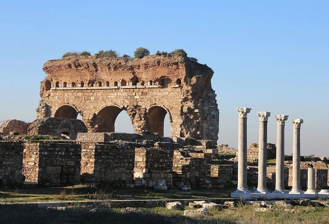 Tralleis Antik Kenti ziyarete açılmak için gün sayıyor
