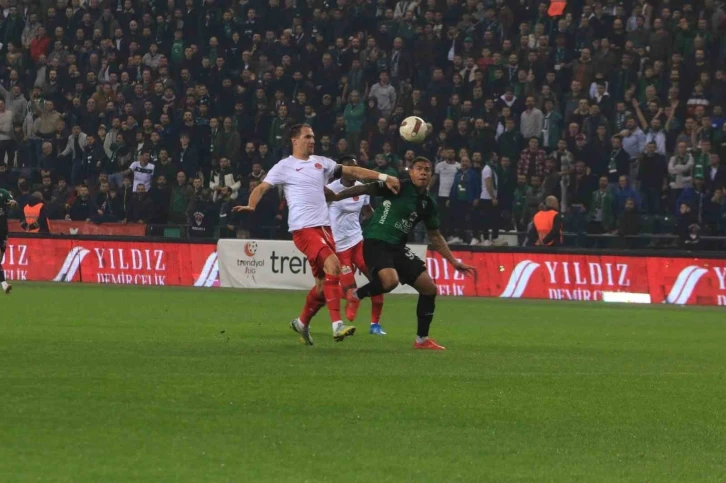 Trendyol 1. Lig: Kocaelispor: 0 - Ümraniyespor: 3
