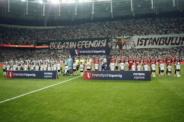 Trendyol Süper Lig: Beşiktaş: 1 - Antalyaspor: 1 (Maç devam ediyor)
