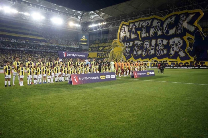 Trendyol Süper Lig: Fenerbahçe: 0 - Galatasaray: 0 (Maç devam ediyor)
