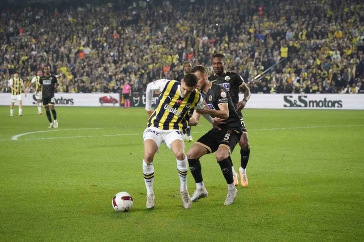 Trendyol Süper Lig: Fenerbahçe: 2 - Alanyaspor: 2 (Maç sonucu)
