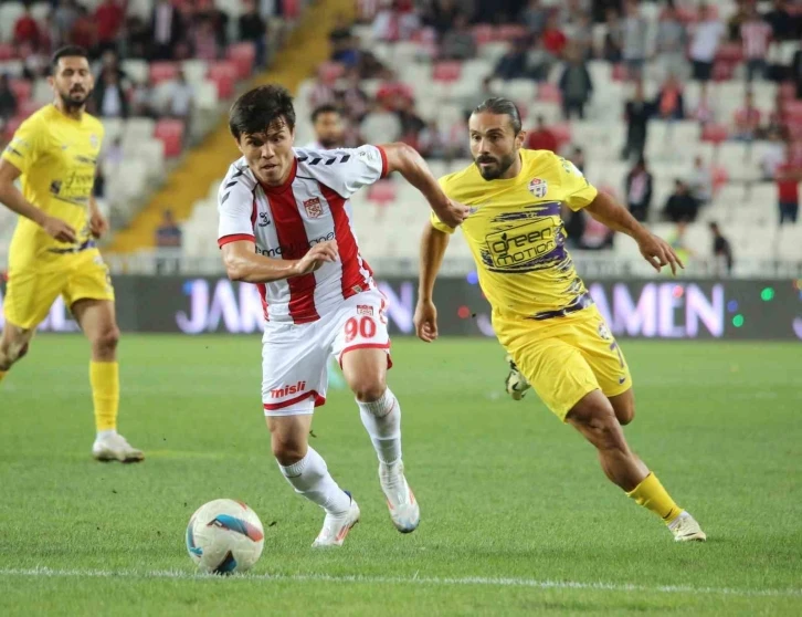 Trendyol Süper Lig: Sivasspor: 0 - Eyüpspor: 1 (Maç sonucu)
