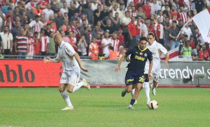 Trendyol Süper Lig: Y. Samsunspor: 0 - Fenerbahçe: 2 (Maç sonucu)
