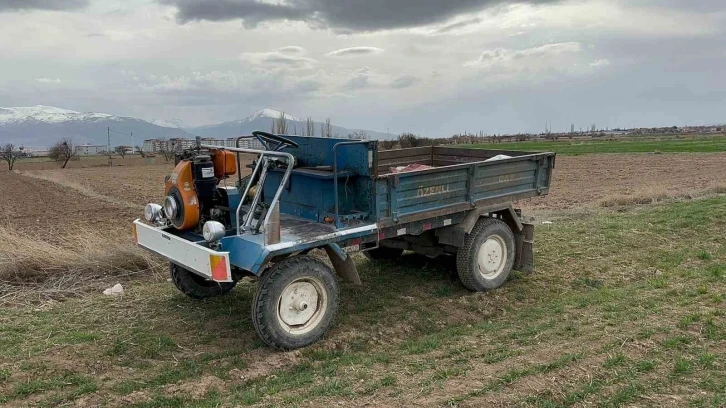 Tüfekle bir kişiyi vurup kaçan şahıs patpat ile kaçarken tarlada yakalandı
