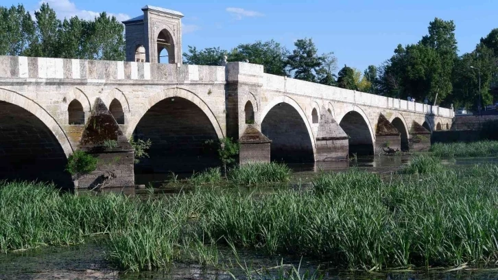 Tunca Nehri’ndeki su seviyesi, bölgedeki yağışların azlığı sebebiyle düşüyor
