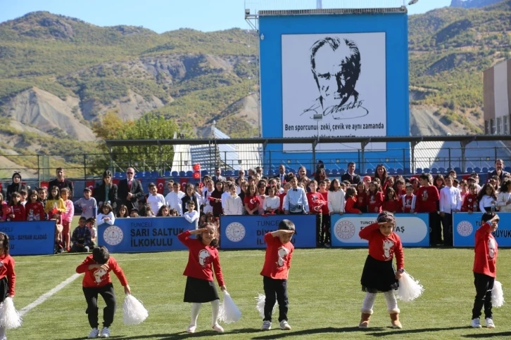 Tunceli’de Cumhuriyet Bayramı kutlaması
