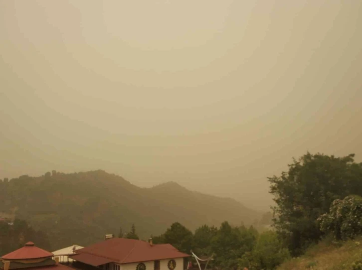 Tunceli’de toz taşınımı etkili oldu
