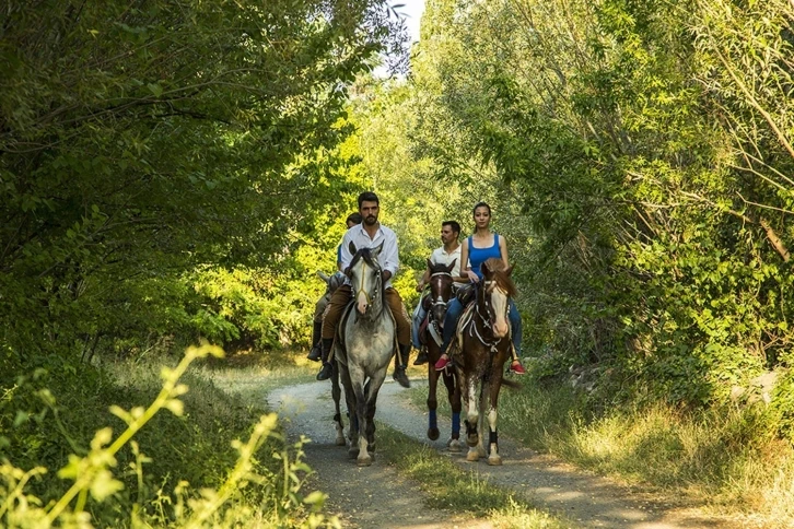 Turizm geliri geçen yılın aynı çeyreğine göre yüzde 190,2 arttı
