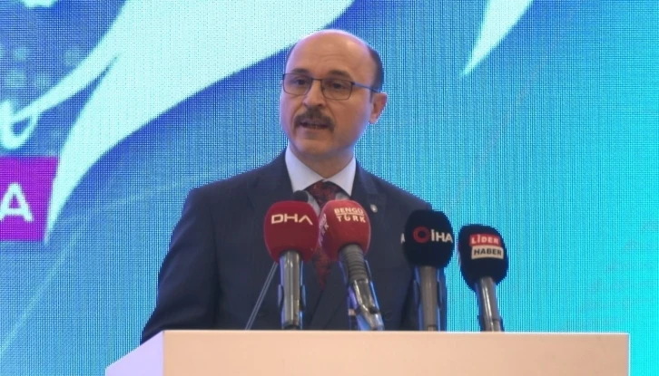 Türk Eğitim-Sen Genel Başkanı Geylan: "Bıkmadan, usanmadan fikri, vicdanı hür nesiller yetiştirmeye devam edeceğiz"
