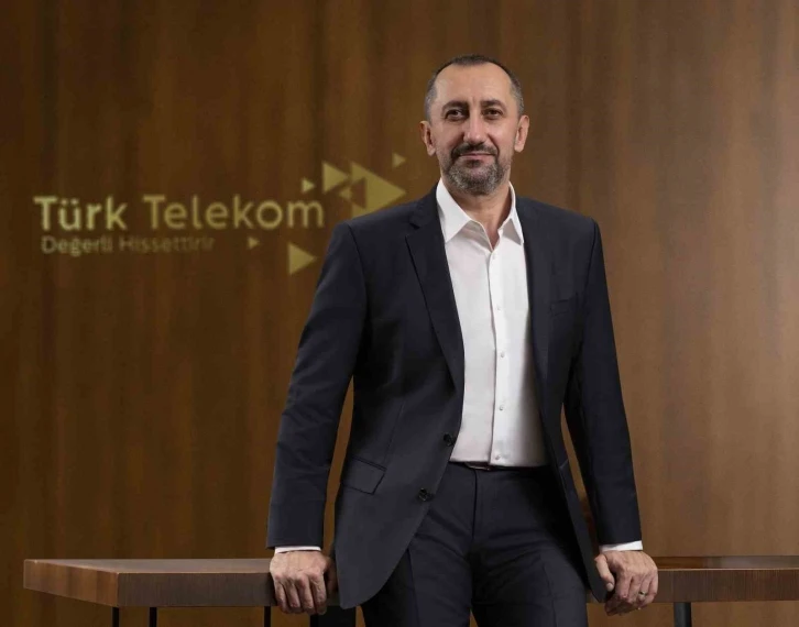 Türk Telekom ’TahtApp’ ile az gören çocukların eğitimine destek olmaya devam ediyor
