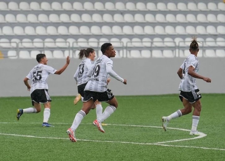 Turkcell Kadın Futbol Süper Ligi: Beşiktaş: 2 - Galatasaray: 0
