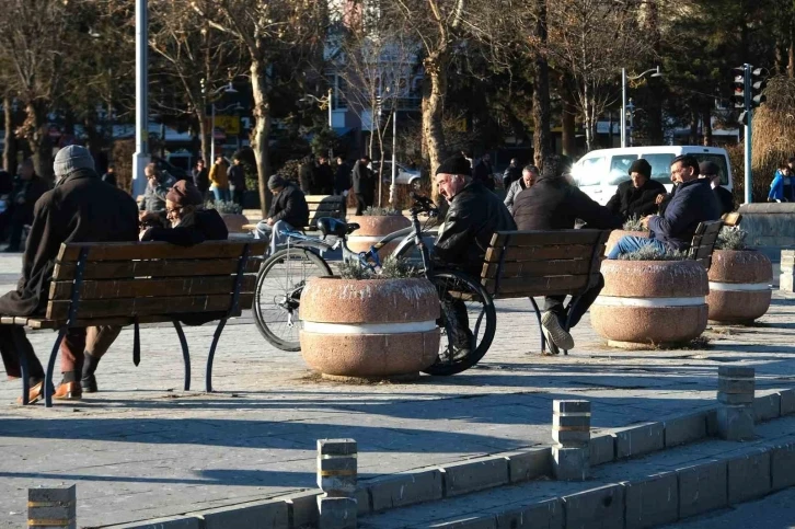 Türkiye’deki yaşlıların yüzde 64,1’i mutlu
