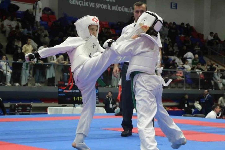 Türkiye Kyokushin Stil Karate Şampiyonası Karabük’te başladı
