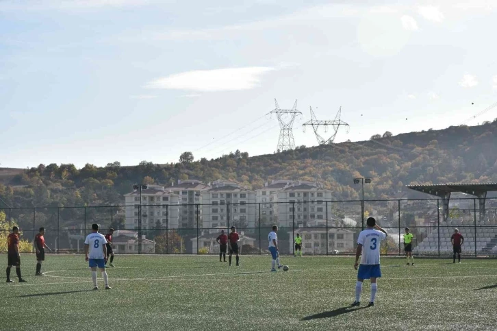 Türkiye Masterler ve Veteranlar Ligi: Tosya Veteranlar: 6-Kastamonu Spor Masterler: 2
