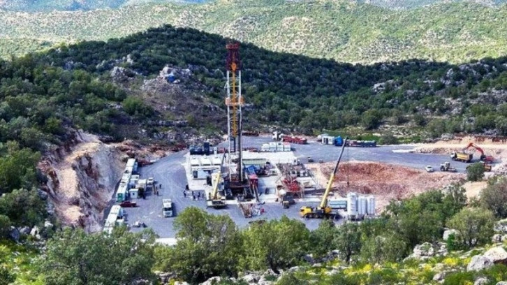 Türkiye'de yeni petrol heyecanı! Sondaj başladı