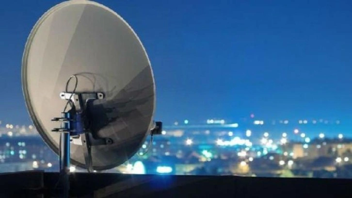 Türksat internet hizmeti için deprem bölgesine 800'den fazla uydu terminali ulaştırdı