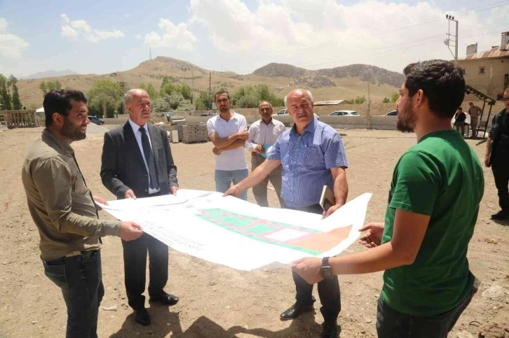 Tuşba’da ‘parkı olmayan’ merkez mahalle kalmıyor
