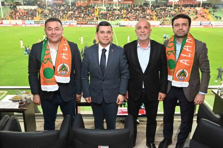 Tütüncü’den Alanyaspor tesislerini tamamlama sözü
