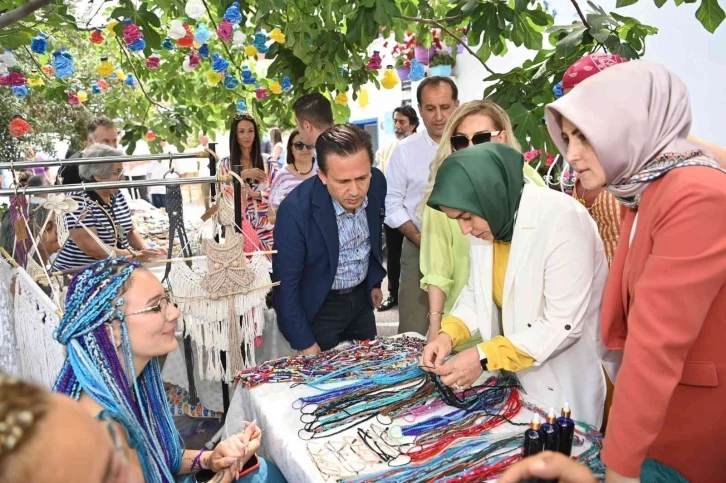 Tuzla’da “Gelenekten Geleceğe Anadolu Rüzgarı” temalı sokak festivali başladı
