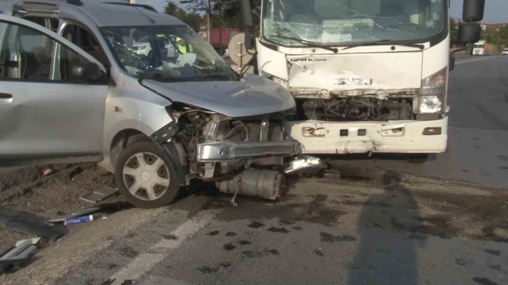 Tuzla’da trafik kazası: 2 yaralı
