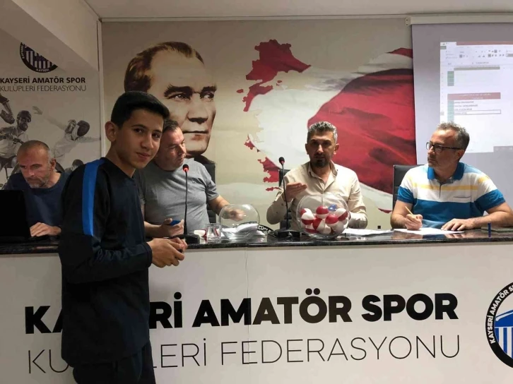 U14 Ligi fikstür çekimi yapıldı
