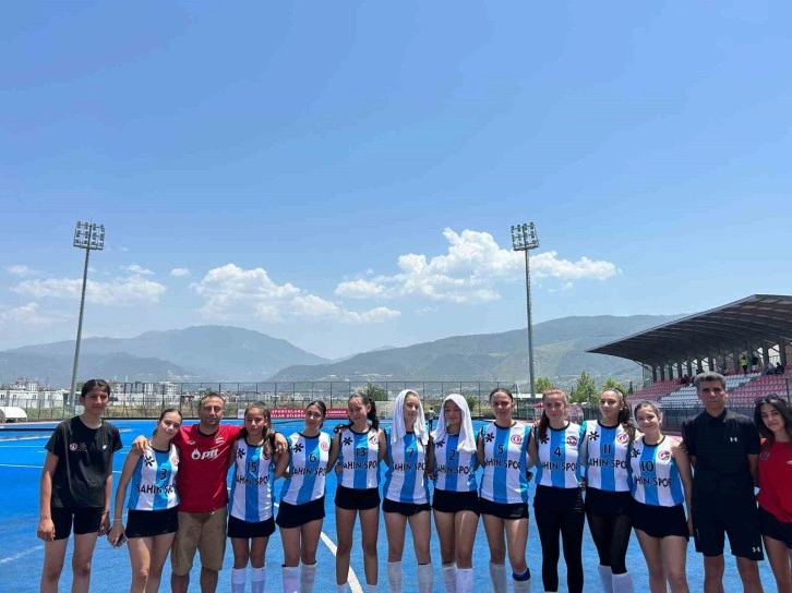 U16 Türkiye Hokey Süper Ligi’nde Ege Yıldızları 4’üncü galibiyetini aldı