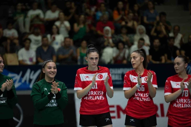 U17 Kızlar Avrupa Hentbol Şampiyonası: Türkiye: 29 - Avusturya: 34
