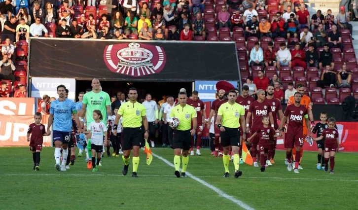 UEFA Avrupa Konferans Ligi: CFR Cluj: 1 - Adana Demirspor: 0 (Maç devam ediyor)
