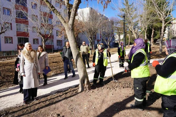 Uğur Mumcu Parkının çalışmalarında sona geliniyor
