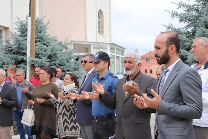 Ulaş’ta hayırseverlerin desteğiyle Kur’an kursu açıldı
