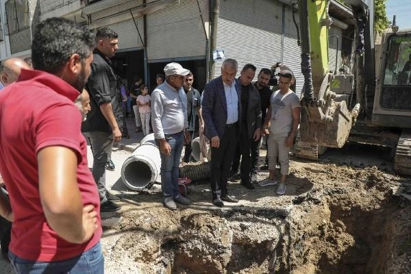 Ulubatlı Hasan Mahallesi’nin altyapısı yenileniyor