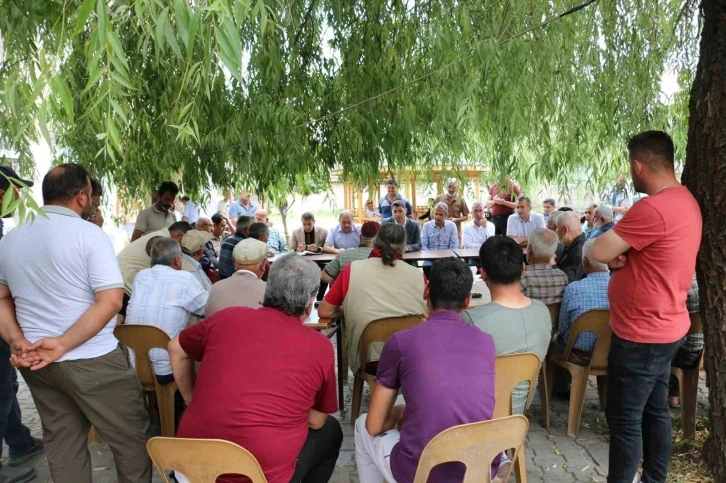 Uluköy çiftçisine bilgilendirme toplantısı yapıldı
