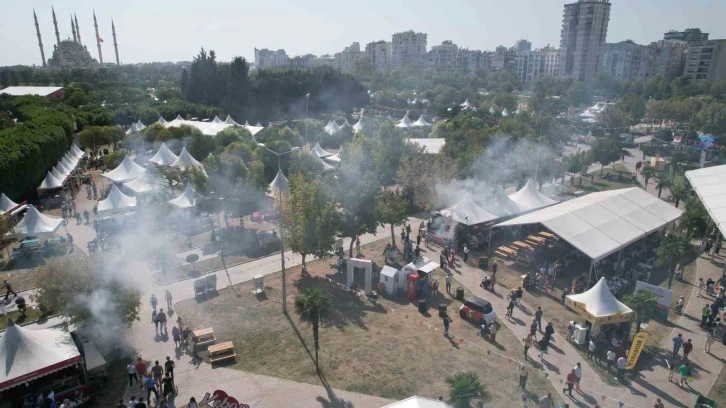 Uluslararası Adana Lezzet Festivali heyecanı sürüyor
